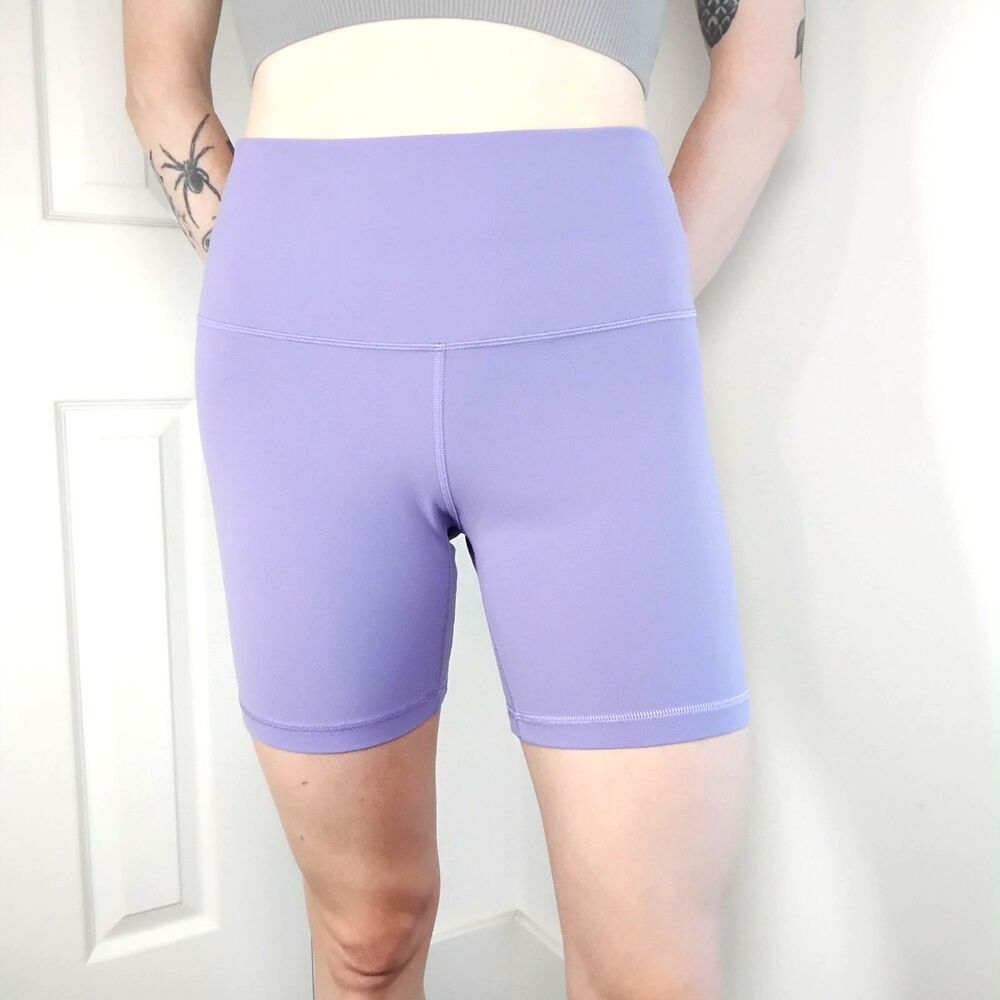 Lululemon Align High-Rise Short 6" Size 8 Dark Lavender